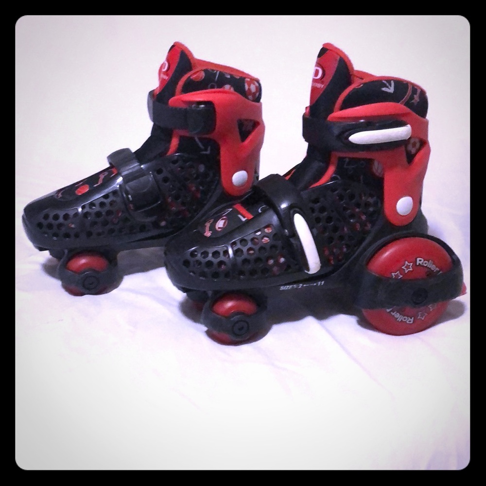 SKATES